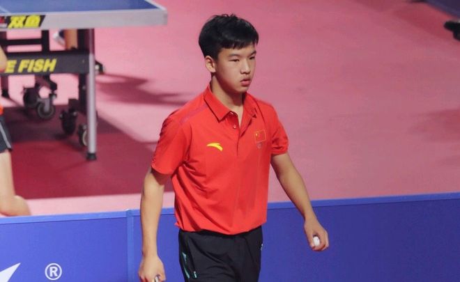 半转体动作 半转体动作