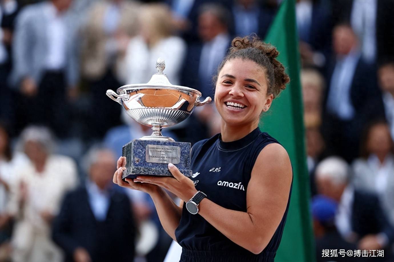 仁后腰身后 仁后腰身后